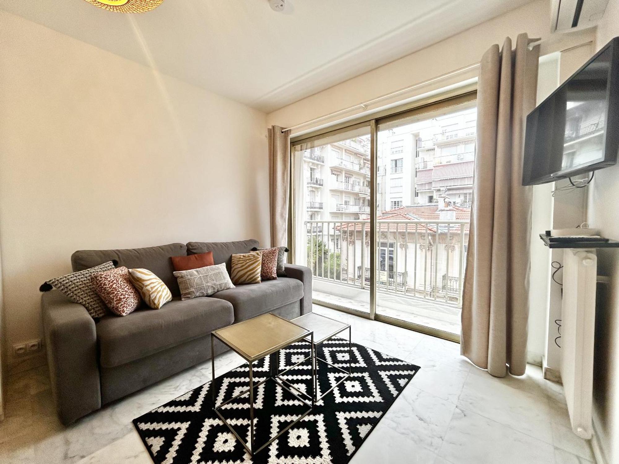 Aparthotel Riviera - Nice Carre D'Or - Large Studio Ac Terrasse - Tres Calme - Balcon Berlioz 2 Luaran gambar